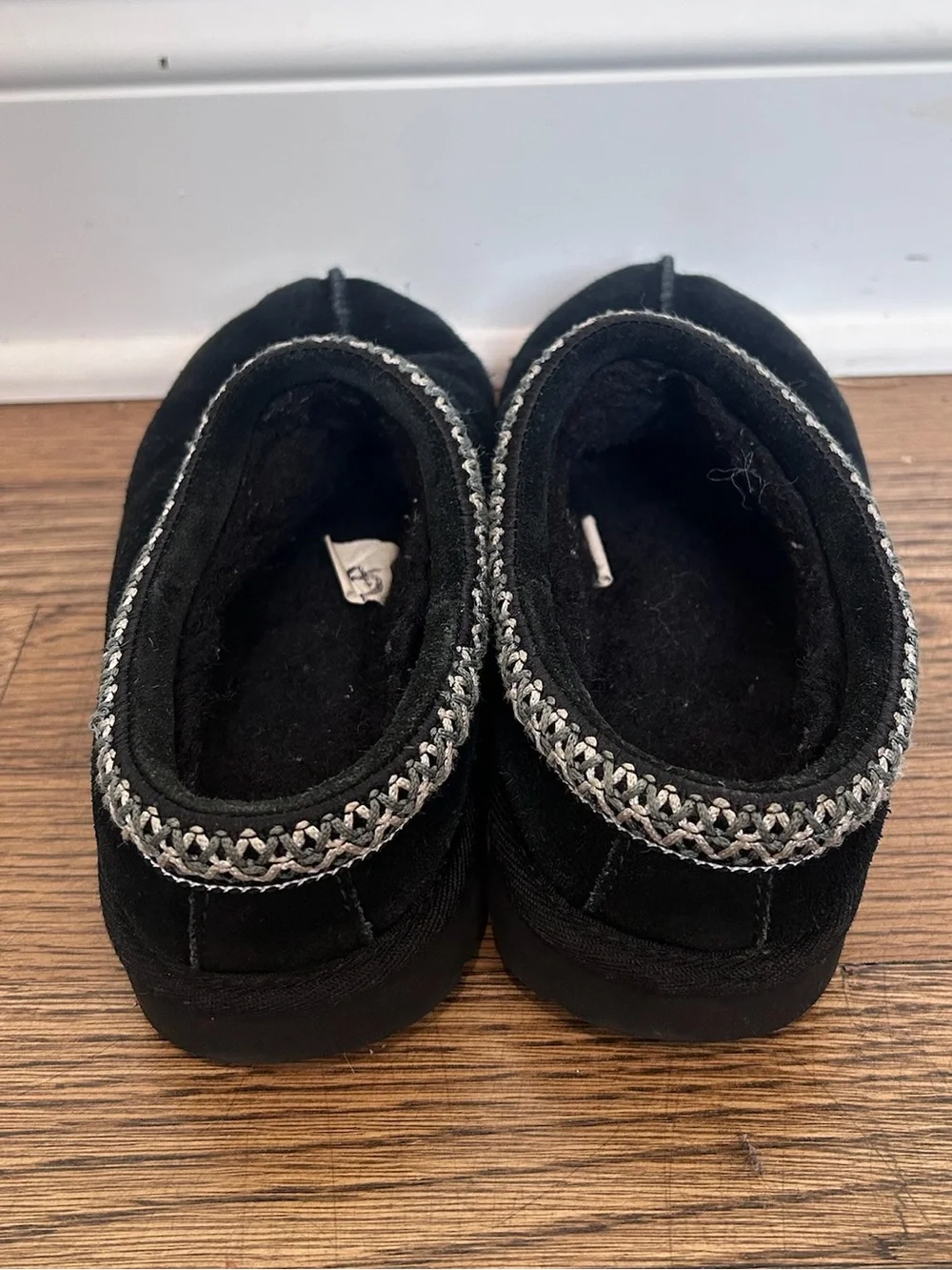 UGG Kids Tasman II Slippers Black Suede Size 3 Big Kid Slip On Clog Shoes Comfy